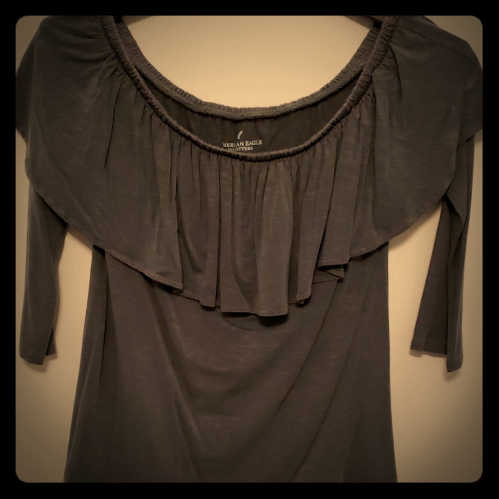 Off shoulder Crop top